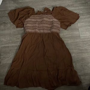 Brown puff sleeve dress